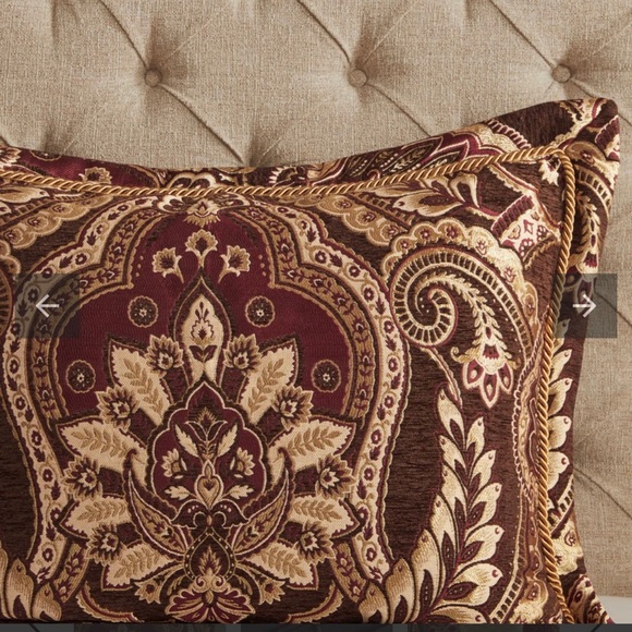 Croscill Julius California King Comforter, - Picture 5 of 7